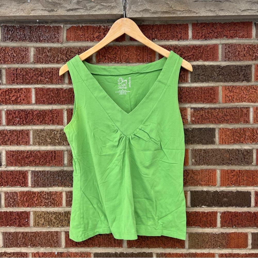 Perfect Fit Bright Green V Neck Sleeveless Tank Top